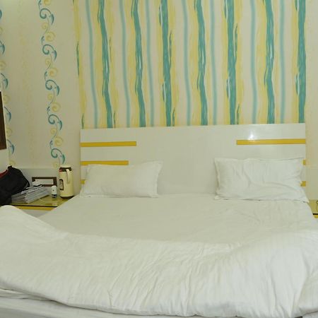 Hotel Paradise Inn Auraiya Εξωτερικό φωτογραφία
