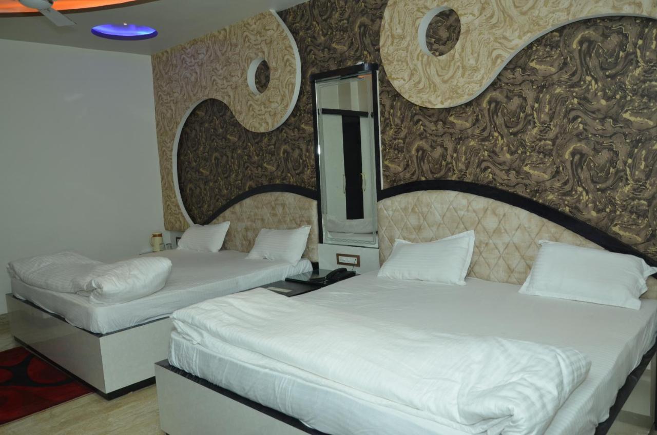 Hotel Paradise Inn Auraiya Εξωτερικό φωτογραφία