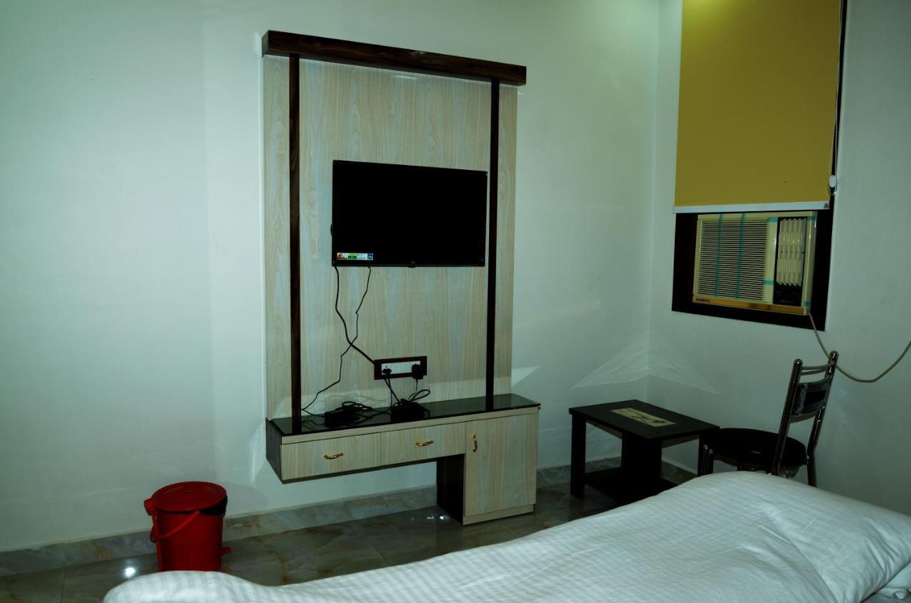 Hotel Paradise Inn Auraiya Εξωτερικό φωτογραφία