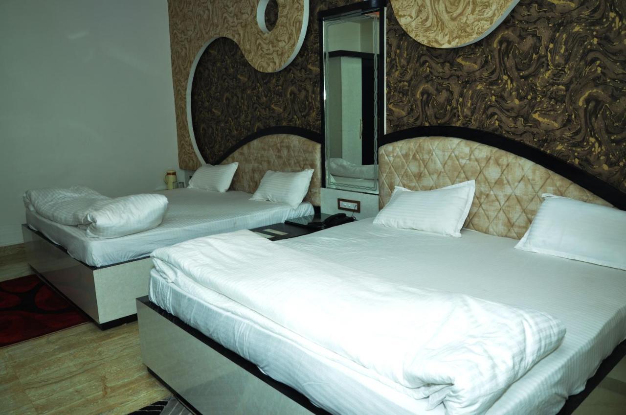 Hotel Paradise Inn Auraiya Εξωτερικό φωτογραφία